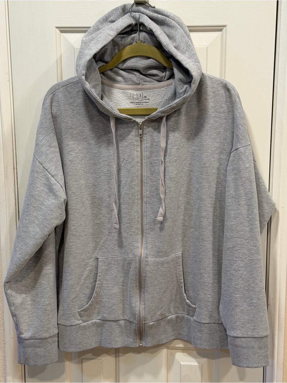 Time and Tru Light Gray Zip-Up Hoodie Sweater